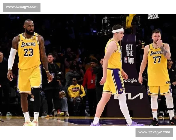 里夫斯拒湖人 4 年 8920 万!明夏剑指 5 年 2.46 亿顶薪